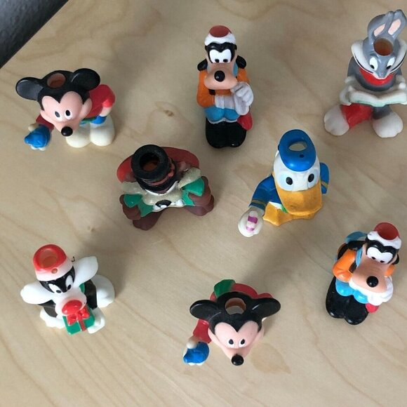 VTG Disney Christmas Light Covers Set of 8 - Mickey Goofy Taz Donald Buggs Vestr - Picture 6 of 7